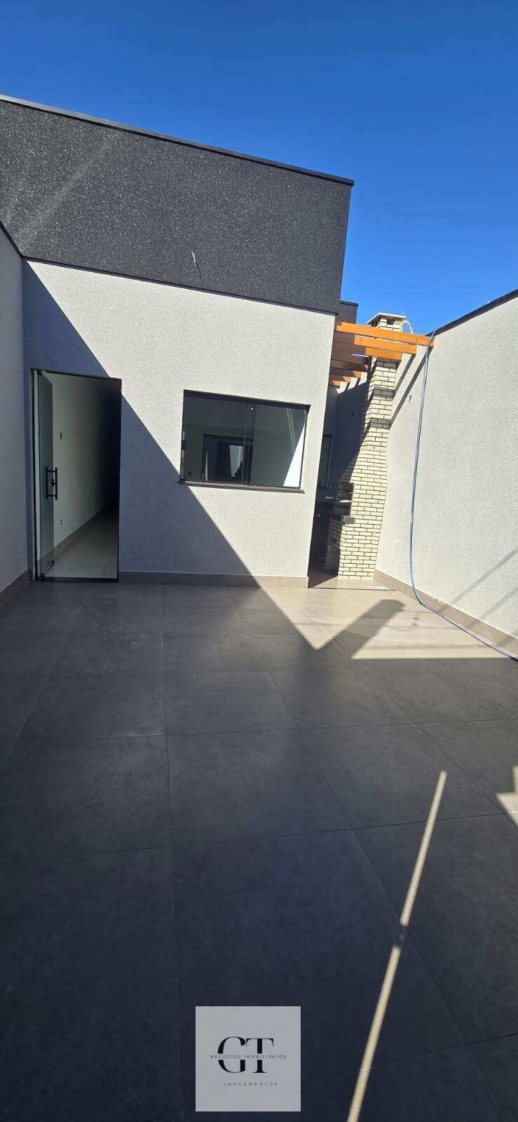 Casa à venda com 3 quartos, 80m² - Jardim Adelinha,Franca