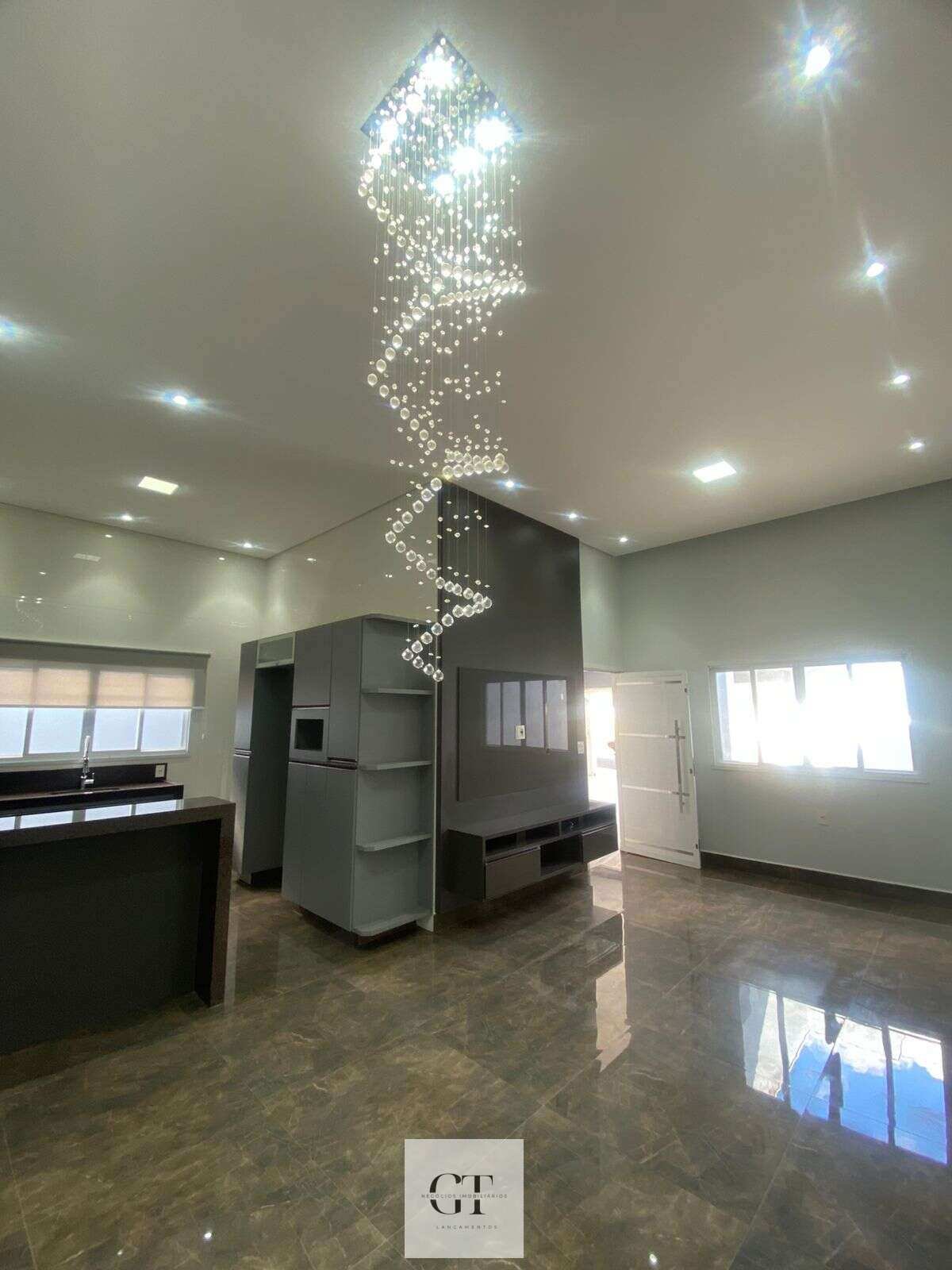  - Casa à venda em Franca, Residencial Meireles, com 3 quartos, 160m²