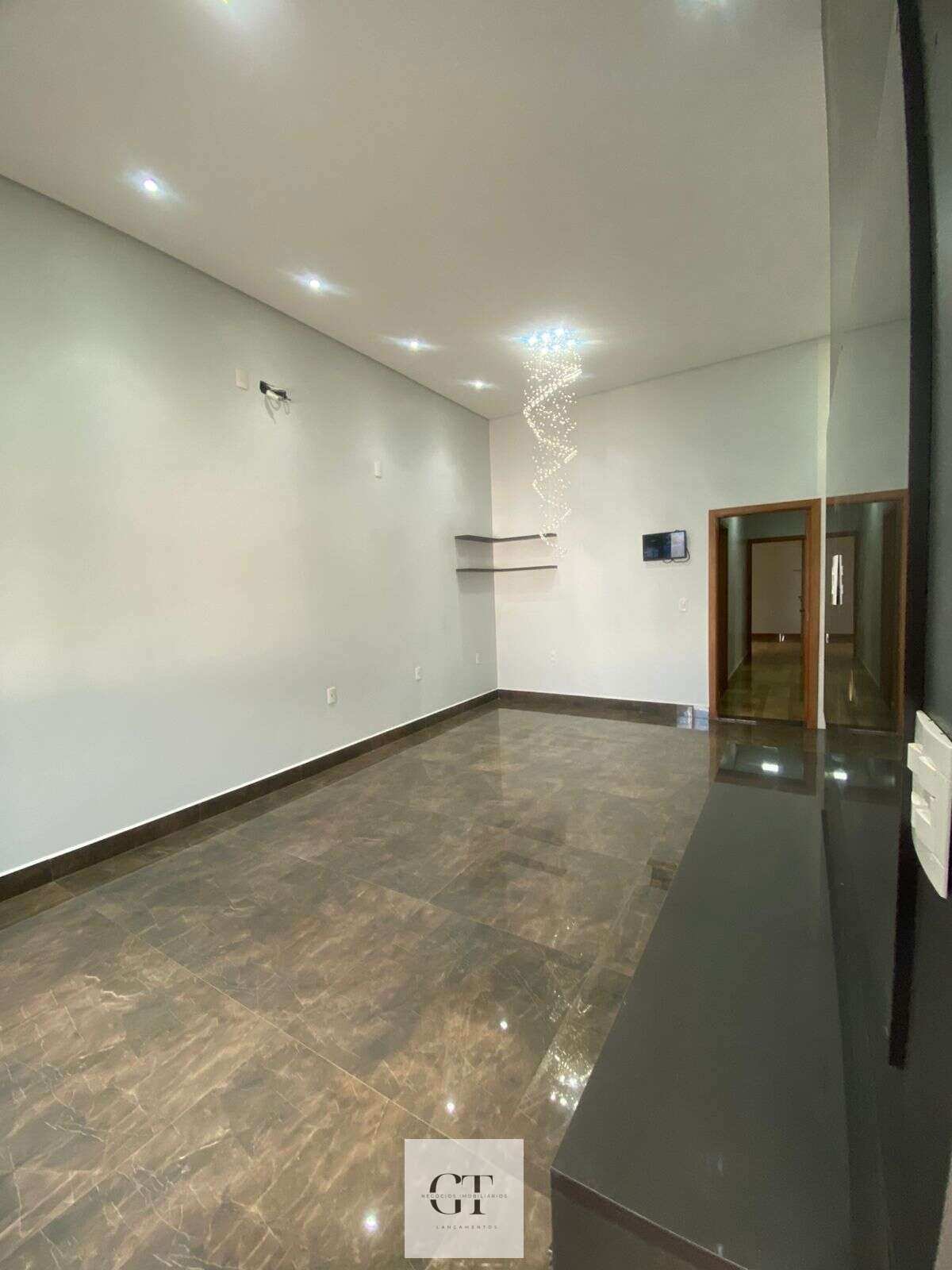 Casa à venda com 3 quartos, 160m² - Residencial Meireles,Franca