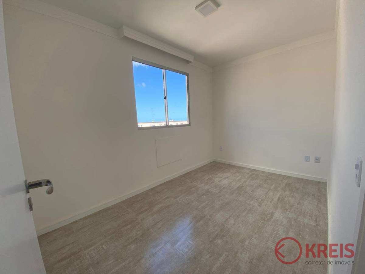  - Apartamento 2/4 com fino acabamento - Residencial Alto do Picuaia