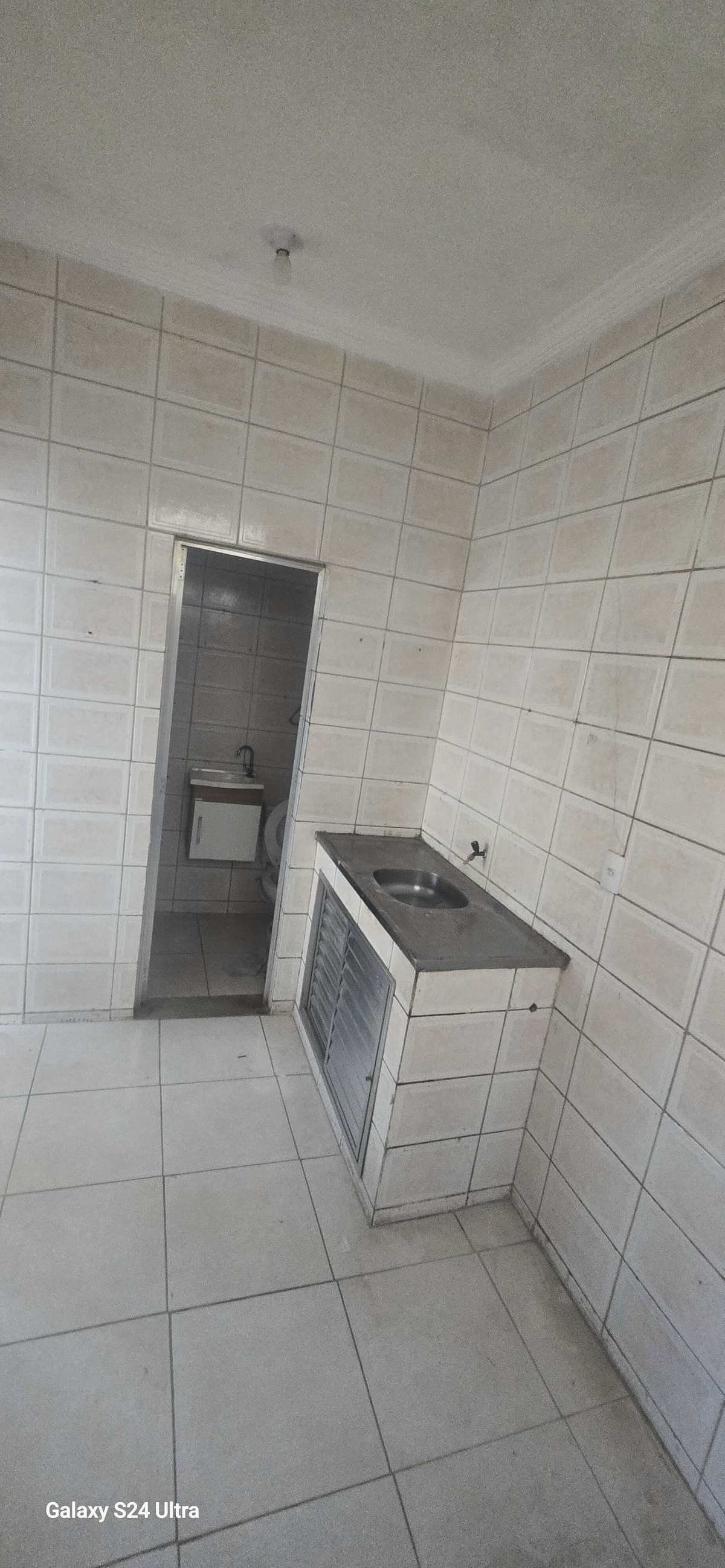 Casa para alugar com 1 quarto - Vila Itamarati,Duque de Caxias