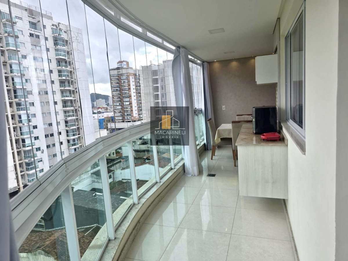 Apartamento à venda, no Ed. Liverpool,  em Vila Velha, Itapuã, com 2 quartos, 71m²