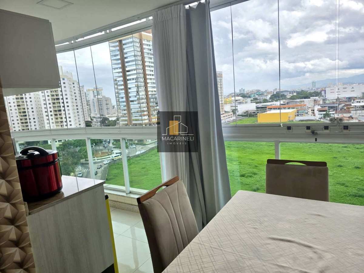 Apartamento à venda, no Ed. Liverpool,  em Vila Velha, Itapuã, com 2 quartos, 71m² - Macarineli Imóveis