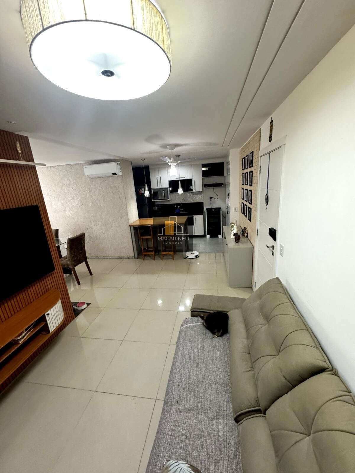 Apartamento à venda, no Ed. Costa Azurra,  em Vila Velha, Itapuã, com 3 quartos, 90m² - Macarineli Imóveis
