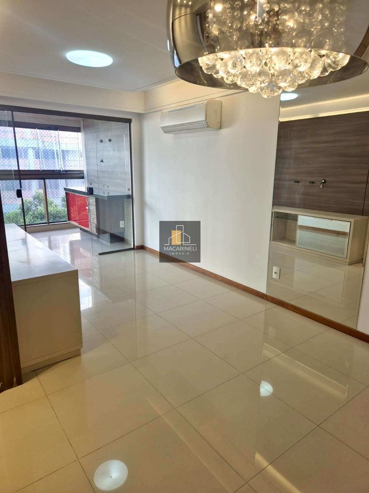 Apartamento à venda, no Ed. Castelo de Évora,  em Vila Velha, Praia da Costa, com 2 quartos, 90m² - Macarineli Imóveis