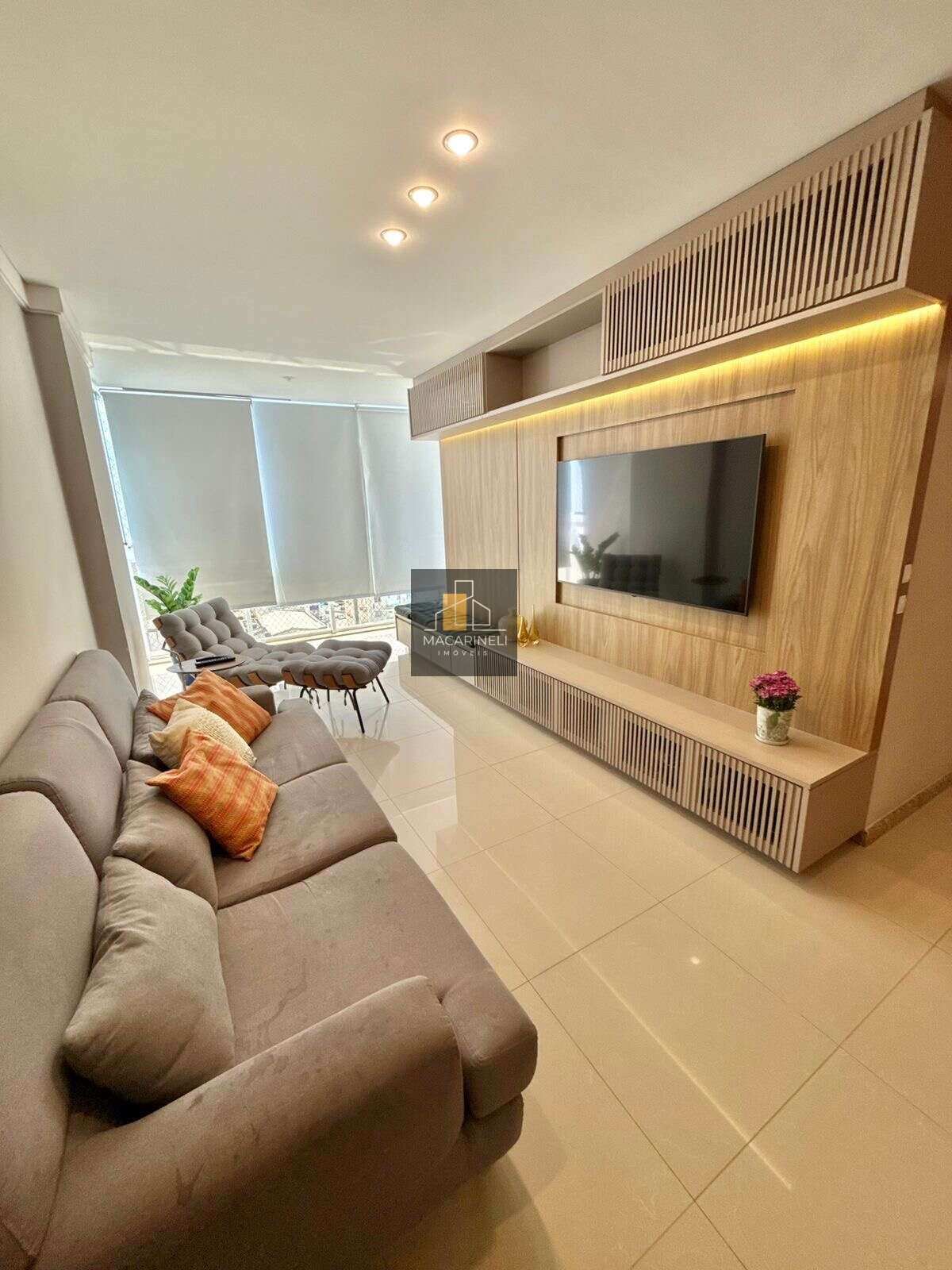 Apartamento à venda, no Ed. Atlântico Sul,  em Vila Velha, Praia da Costa, com 3 quartos, 105m² - Macarineli Imóveis