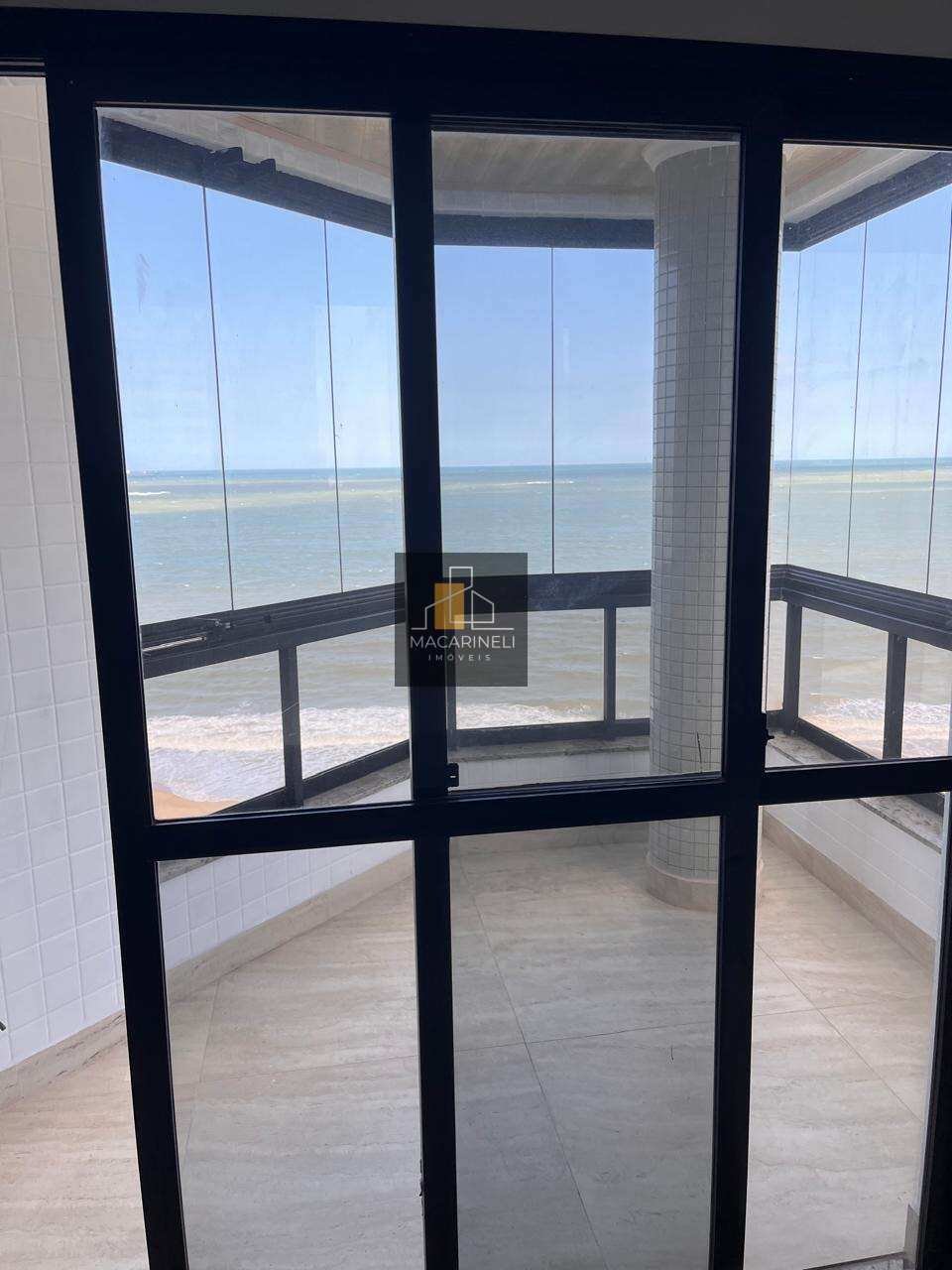 Apartamento à venda, no Ed. Portau Prince,  em Vila Velha, Praia de Itaparica, com 3 quartos, 125m² - Macarineli Imóveis