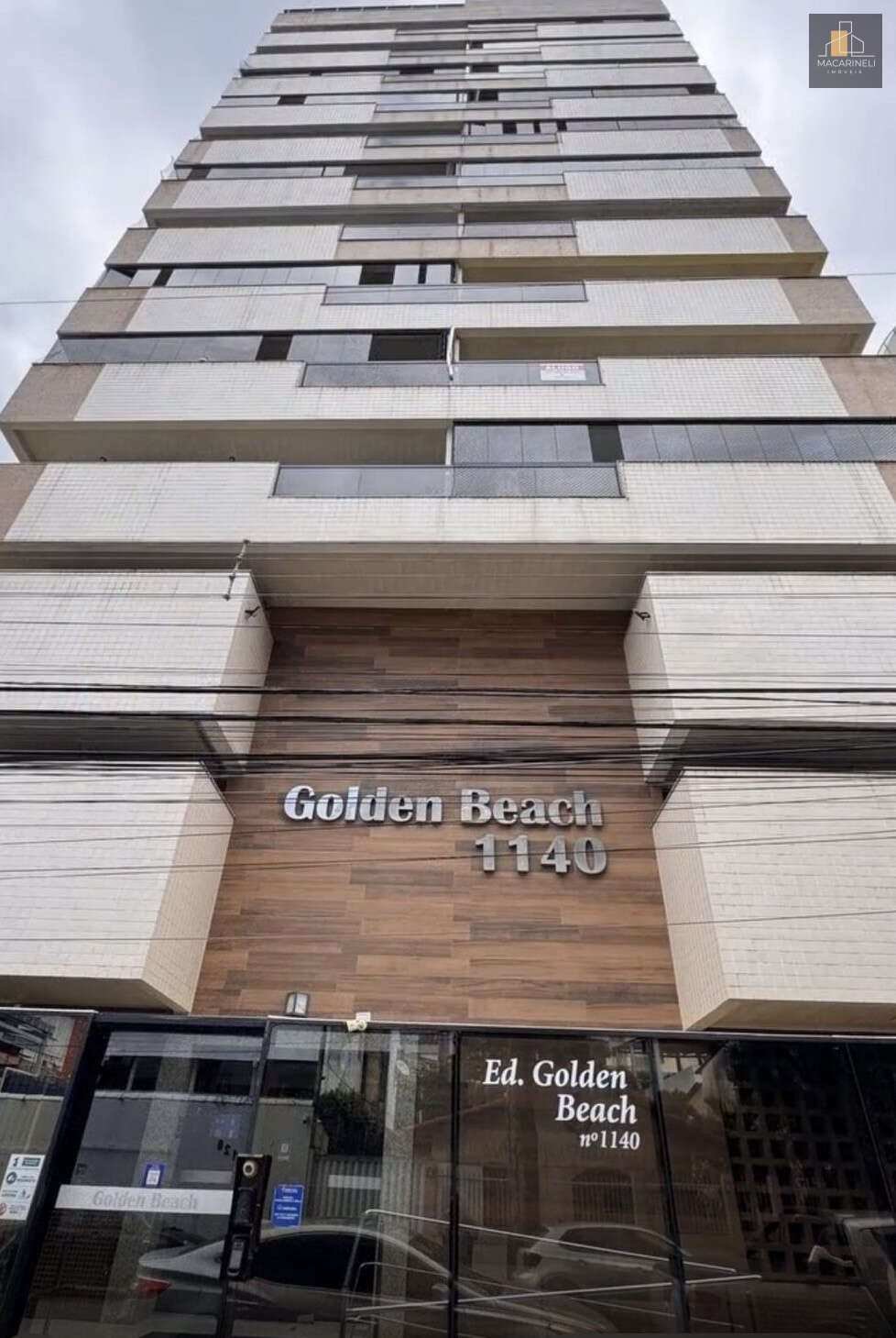 Apartamento à venda, no Ed. Golden Beach,  em Vila Velha, Praia da Costa, com 3 quartos, 125m² - Macarineli Imóveis