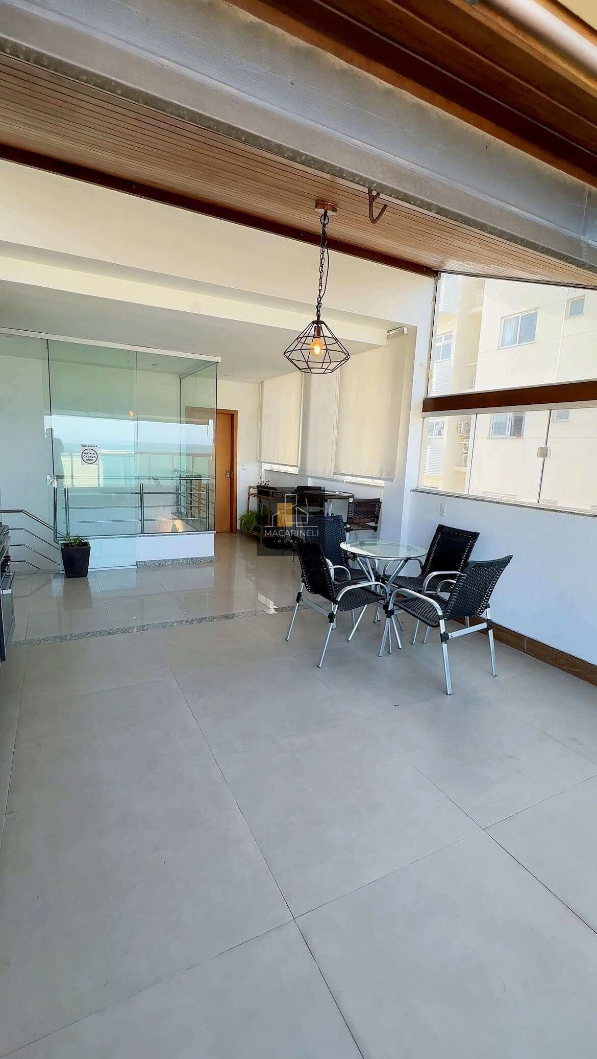 Apartamento à venda, no Ed. Ilhas Fiji, , Praia de Itaparica, com 3 quartos, 155m² - Macarineli Imóveis