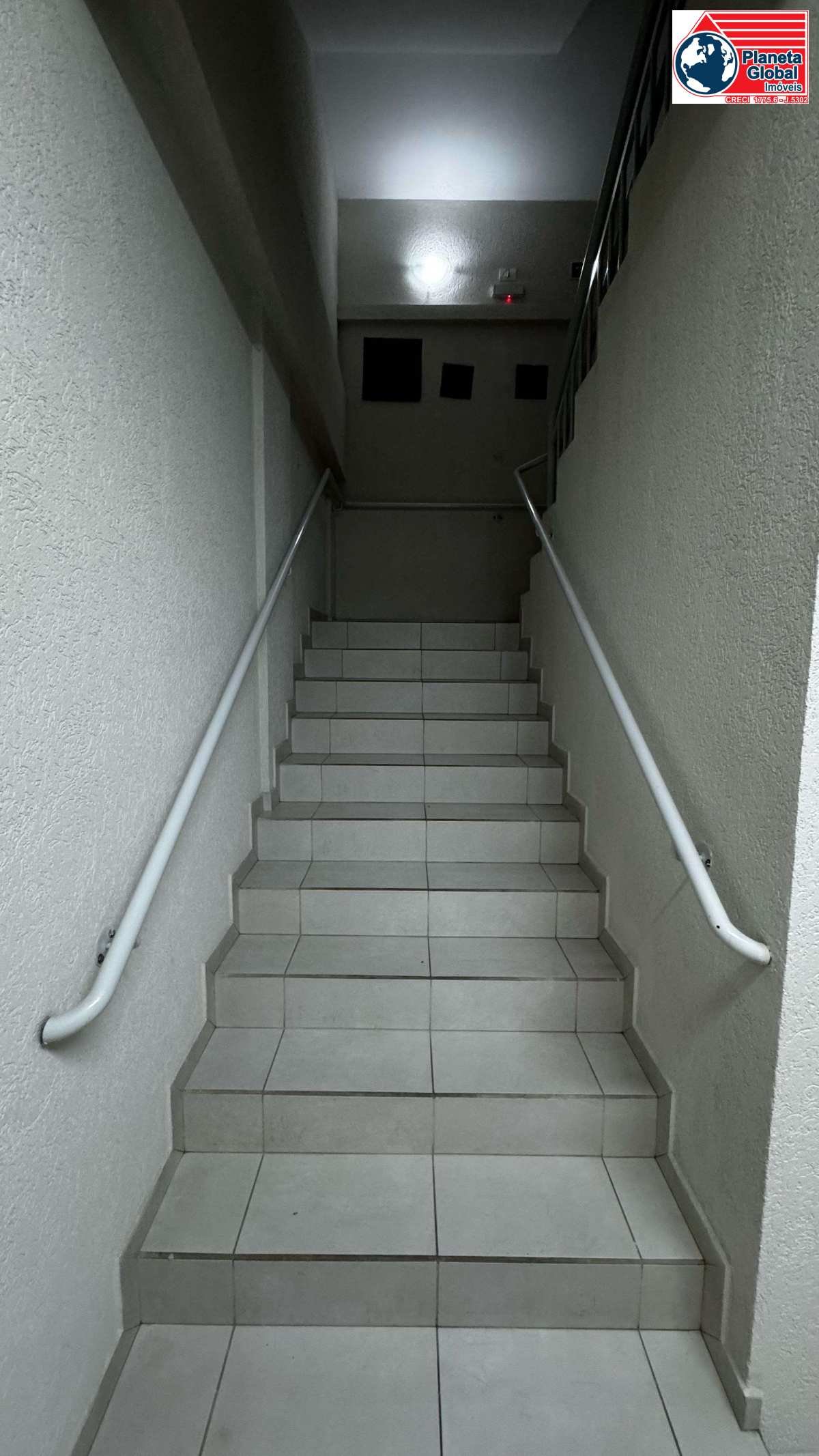  - Apartamento à venda em São José dos Pinhais, Centro, com 2 quartos, 62m²