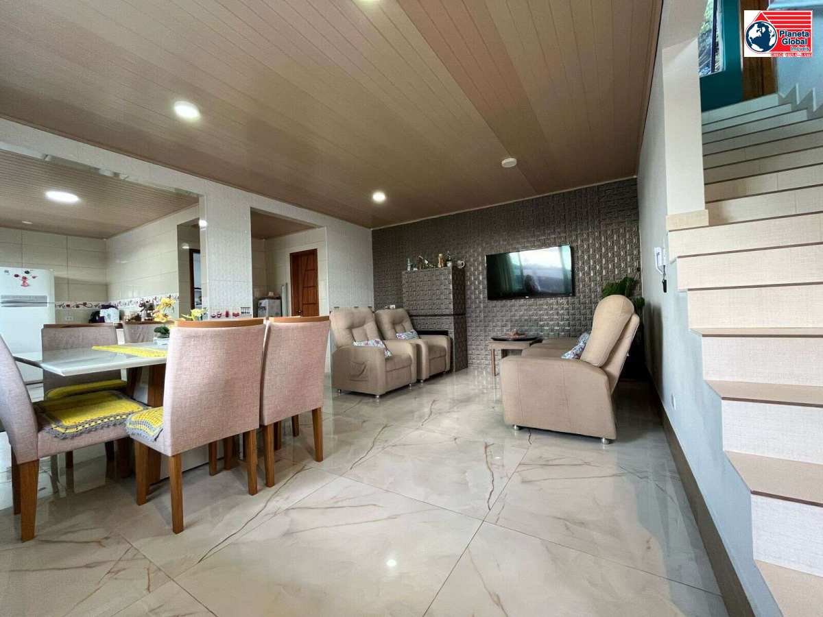  - Sobrado à venda em Piraquara, Planta Araçatuba, com 3 quartos, 225m²