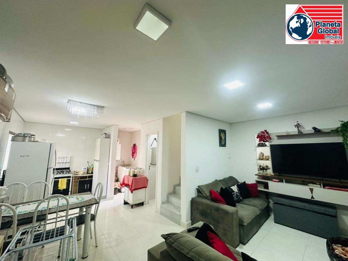 Triplex à venda com 3 quartos, 142m² - São Braz,Curitiba