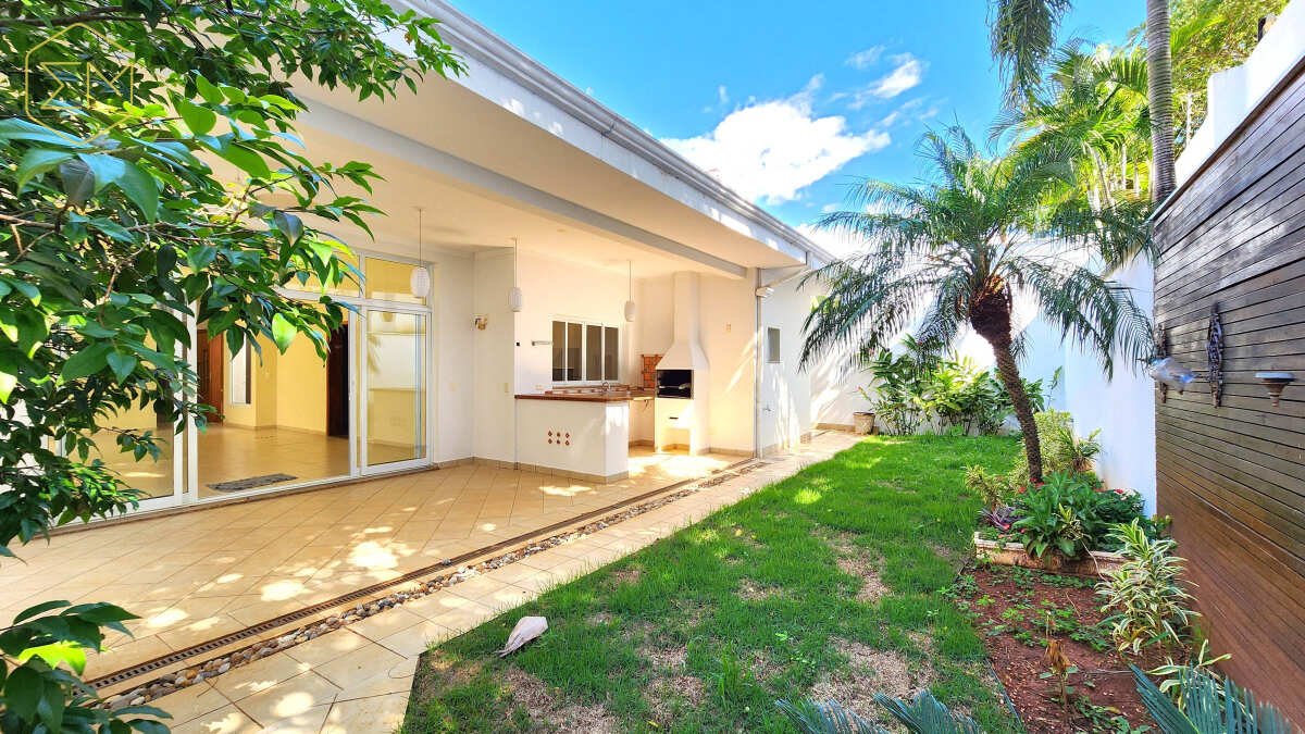 Casa de condomínio para alugar com 3 quartos, 671,99m² - Chácara Belvedere,Campinas
