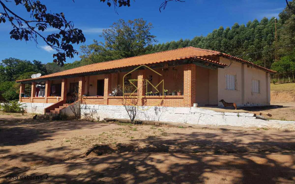 - Sítio à venda, 16000m²