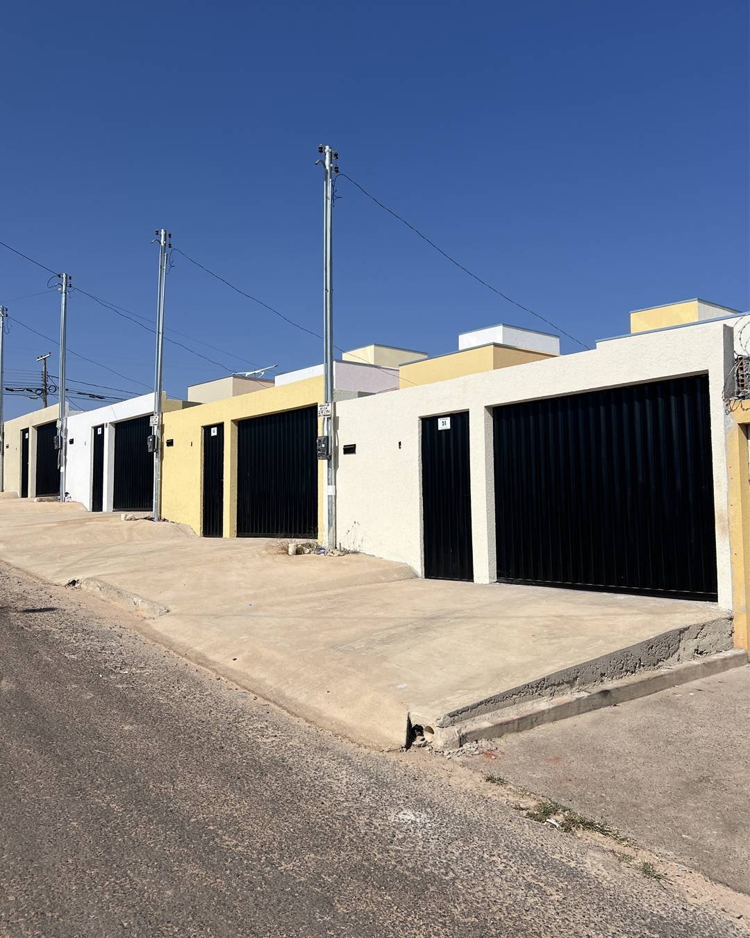 Casa à venda com 2 quartos, 69m² - ,