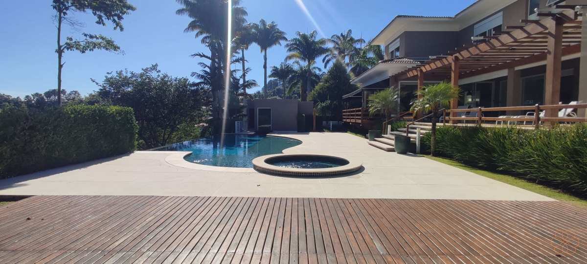 Casa de Condomínio à venda com 5 quartos, 627m² - Foto 2