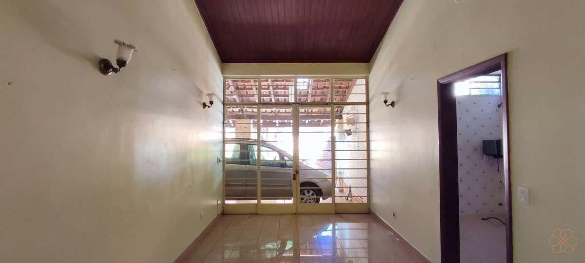 Casa para alugar com 3 quartos, 267m² - Foto 5