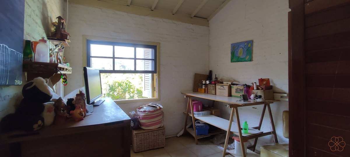 Chácara à venda com 4 quartos, 200m² - Foto 4