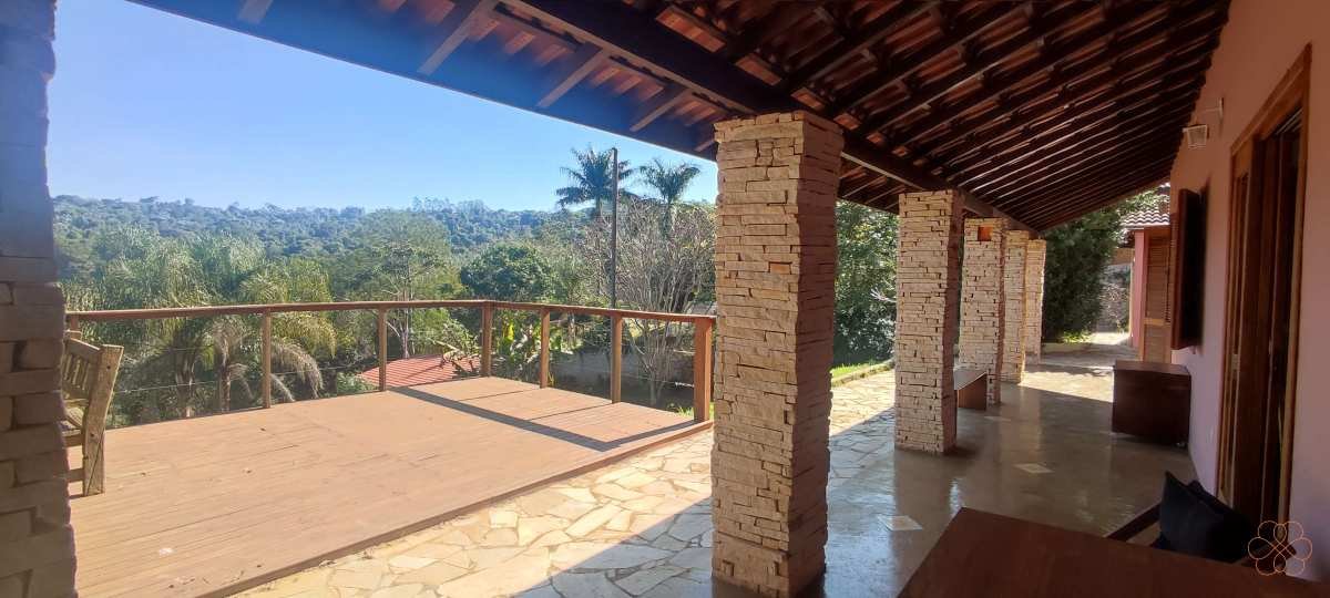 Chácara à venda e aluguel com 5 quartos, 246m² - Foto 32