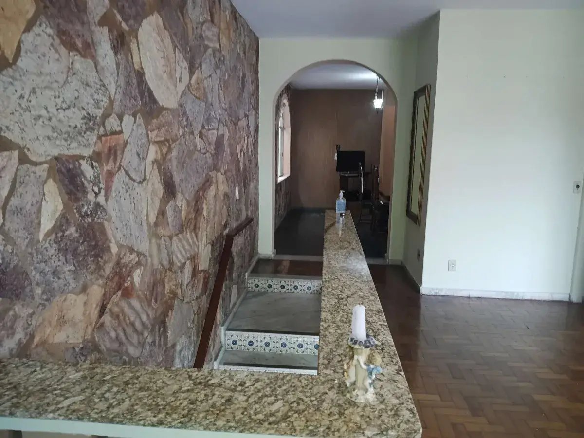 Casa à venda com 3 quartos, 115m² - Centro,Barbacena