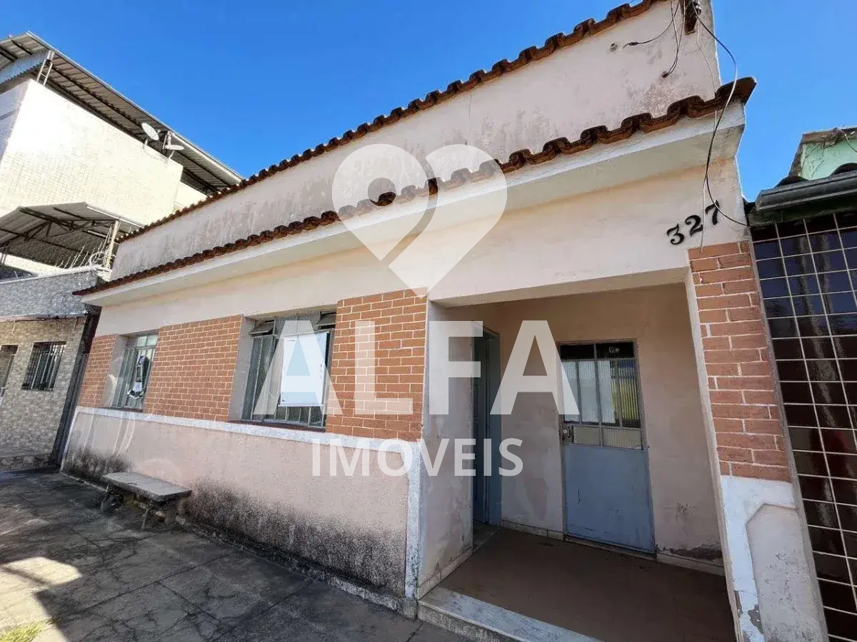 Casa Antiga à Venda no Bairro Grogotó — Excelente Localização para Reforma ou Investimento