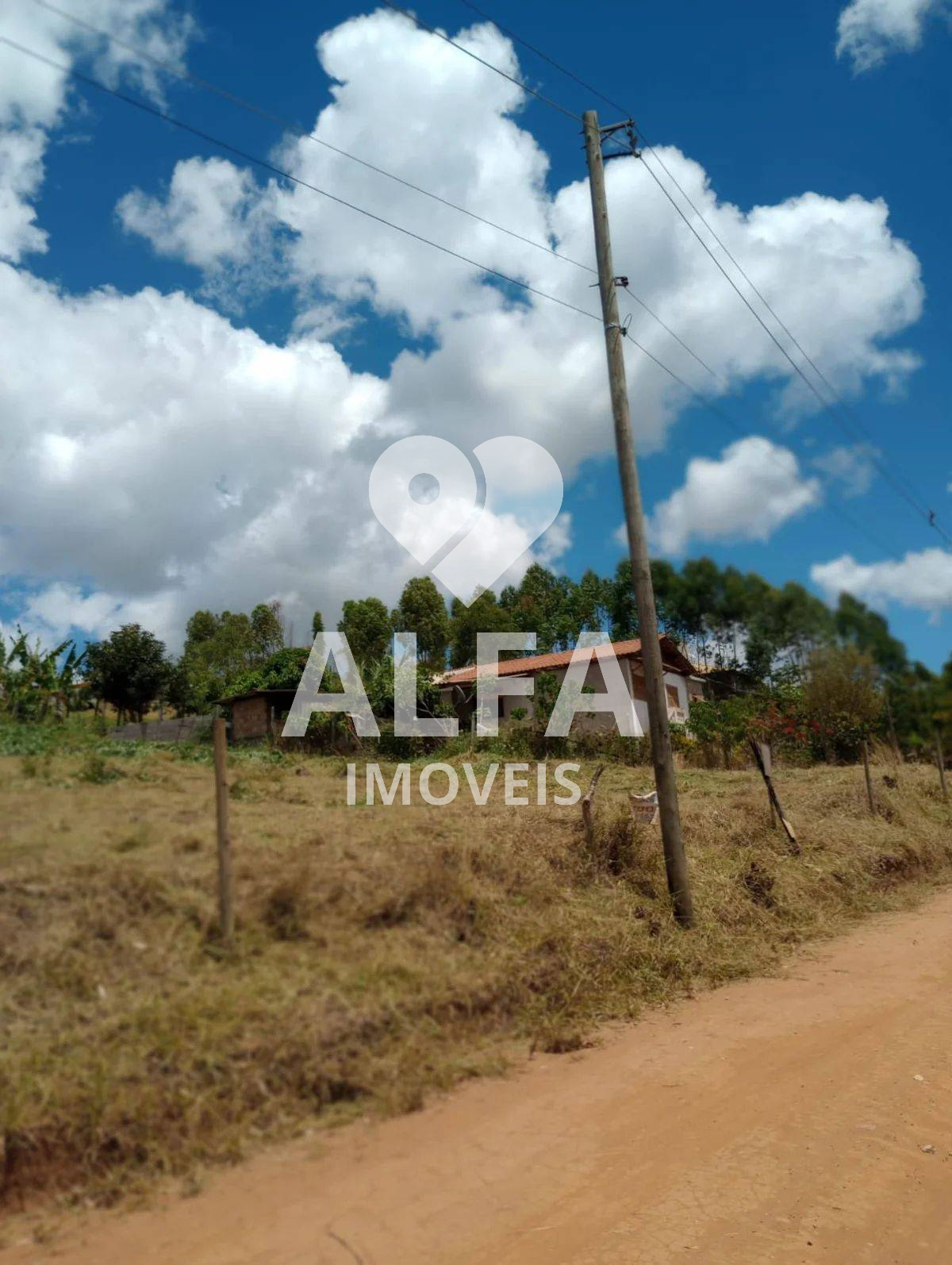 Chácara 1.200m² à Venda – Excelente oportunidade de Investimento! próximo a Vasconcelos.