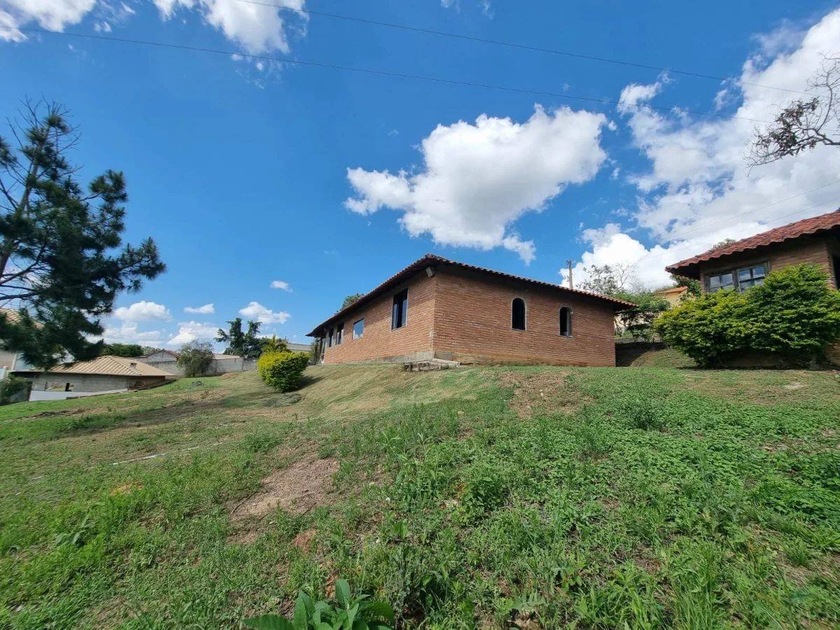 Chácara à venda com 3 quartos, 342,68m² - Colônia Rodrigo Silva,Barbacena