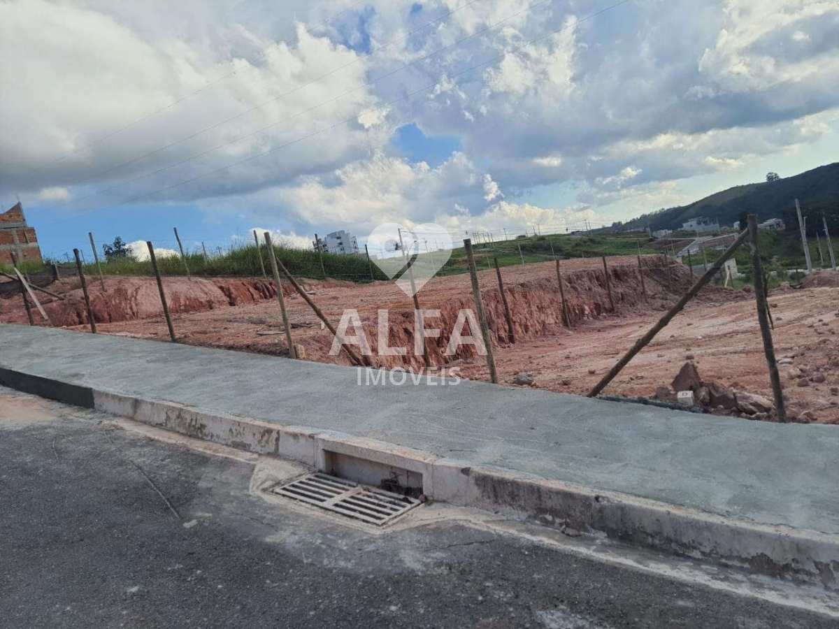 Lote com 250,00 m² no Residencial Real Park- Bairro Diniz II