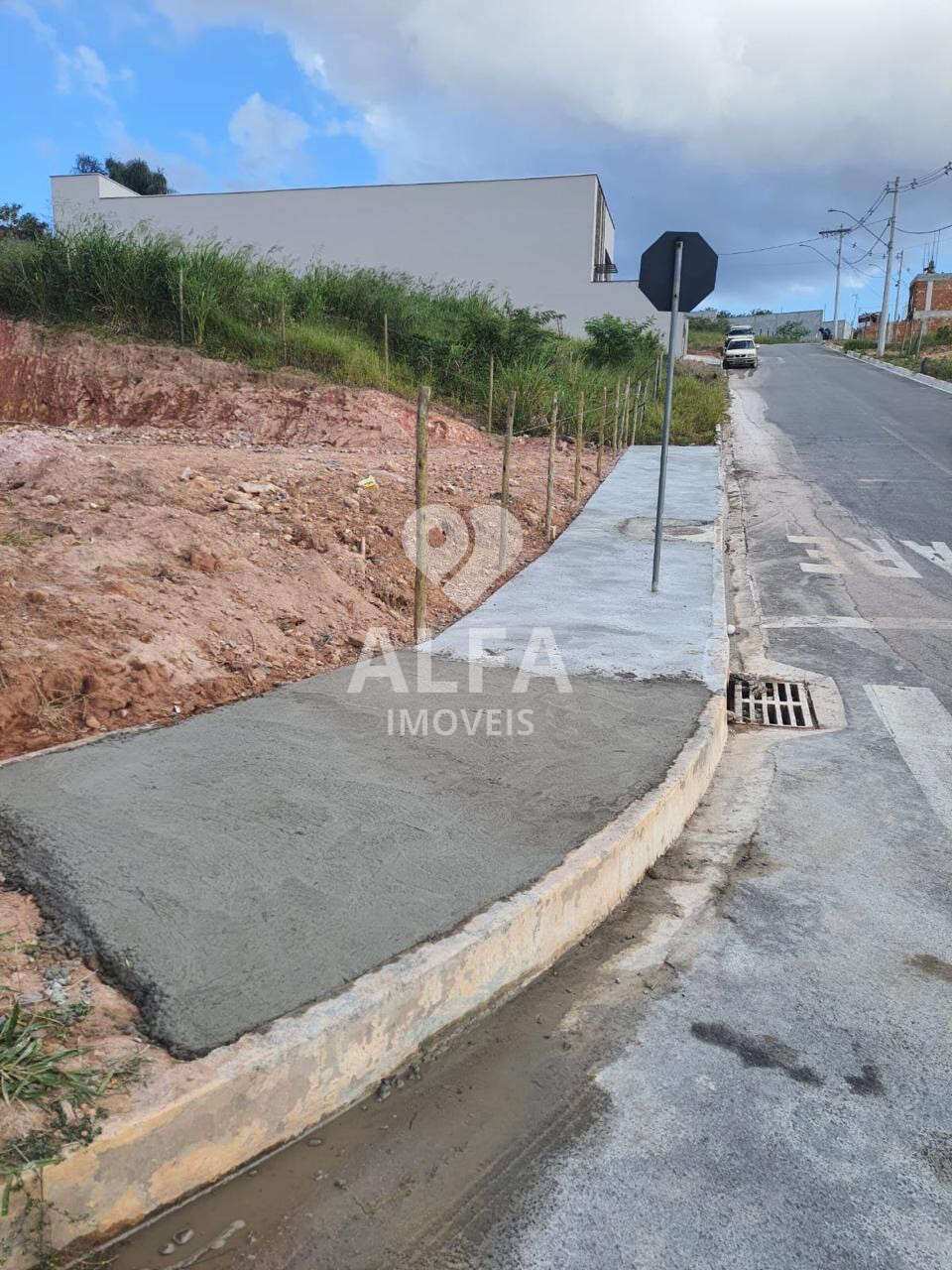 Lote com 270,90 m² no Residencial Real Park - Bairro Diniz II
