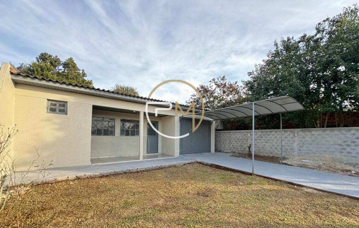 Casa à venda em Cruz Alta, com 2 quartos, 151,77m²