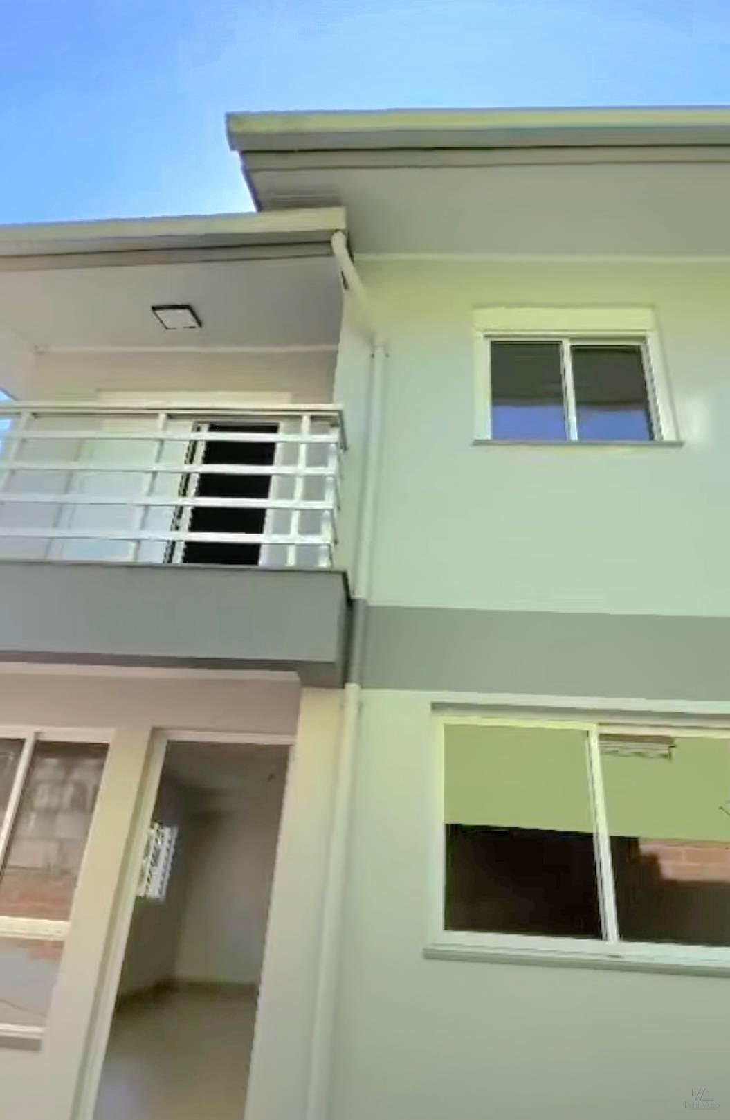 Sobrado 2 quartos 2 banh 2 vagas no Esplanada - Corretora de Imóveis em Corretora da CAIXA em Caxias do Sul Dielle Chaves Mussoi CRECI 27.102J | 57.170F