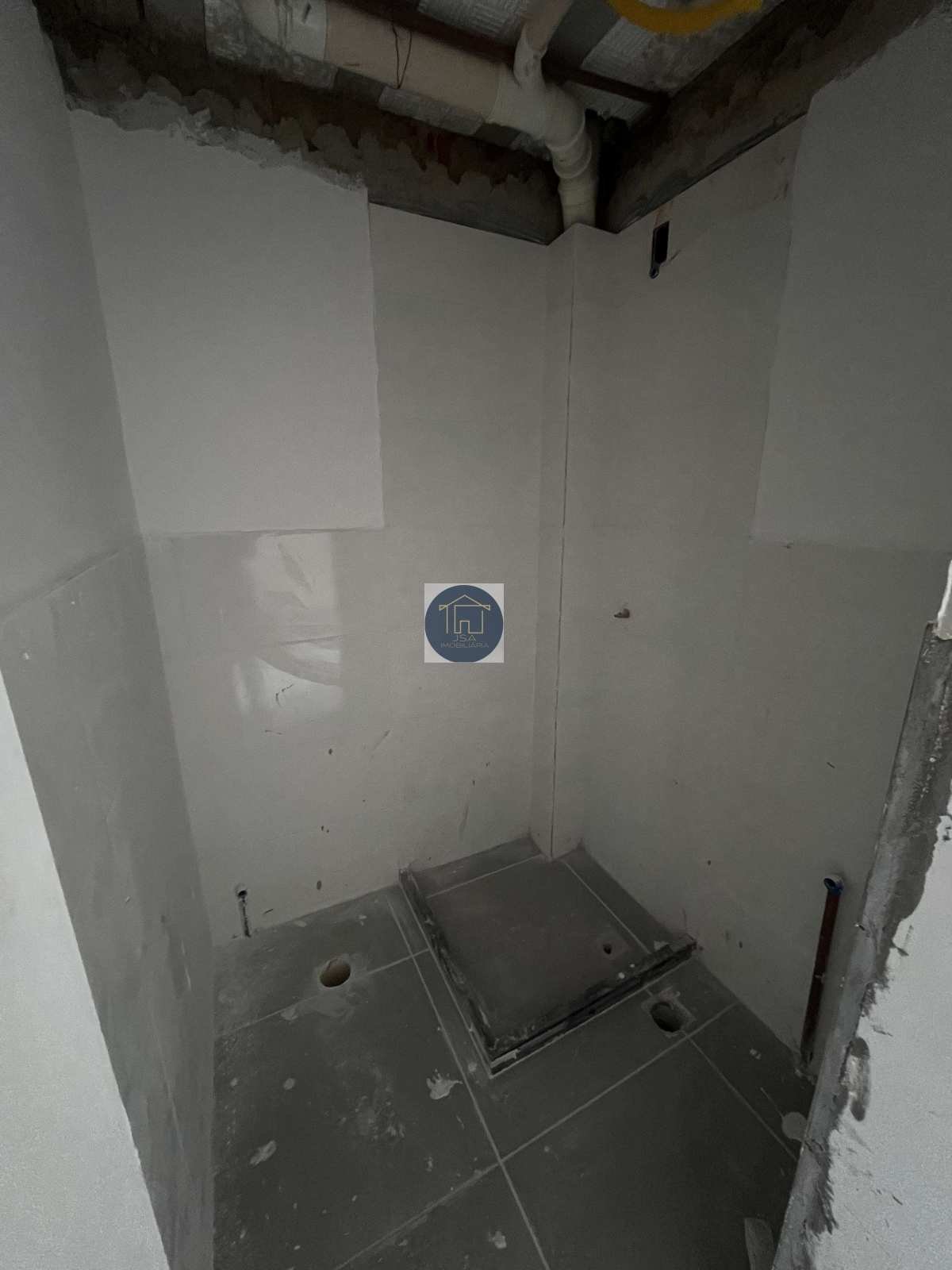  - Apartamento à venda, no SOLAR DE MAUA em São Gonçalo, CENTRO, com 1 quarto