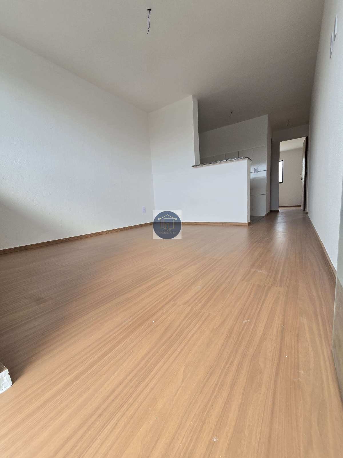  - Apartamento à venda, Laranjal, com 2 quartos