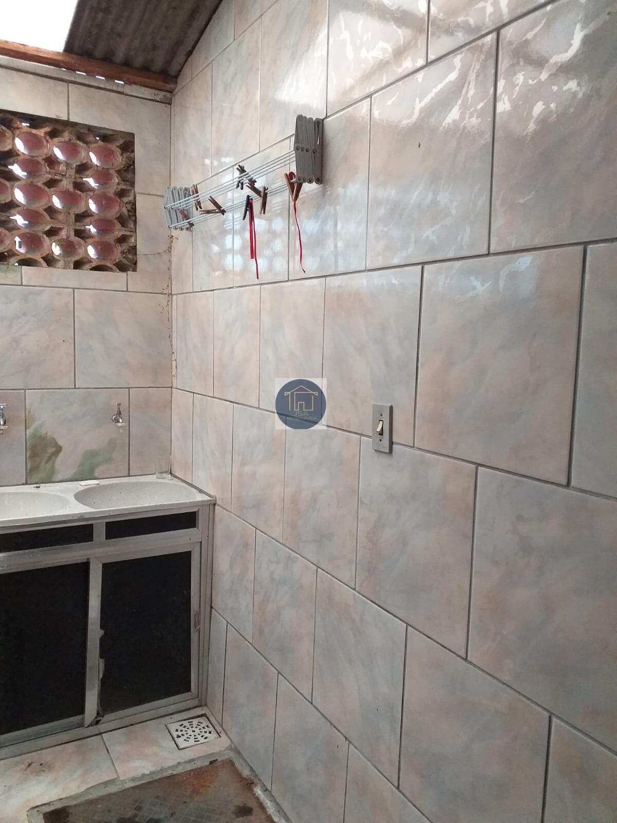 Casa à venda com 2 quartos - BARRO VERMELHO,