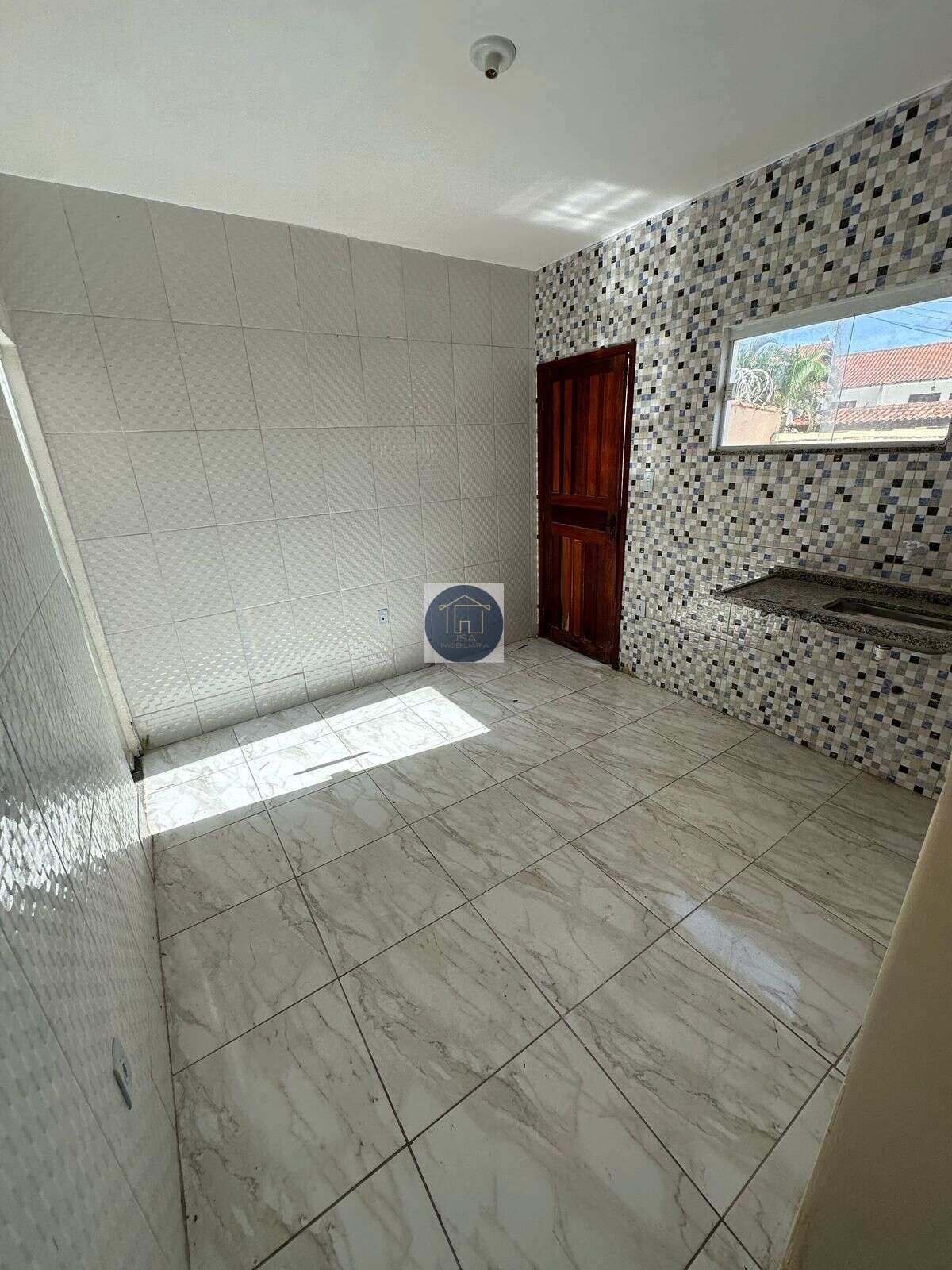 Casa à venda com 2 quartos - ,São Pedro da Aldeia