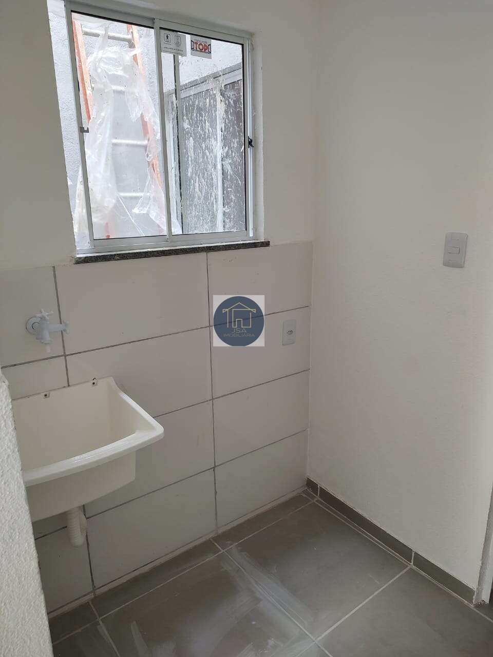  - Casa geminada à venda em São Gonçalo, LARANJAL, com 1 quarto