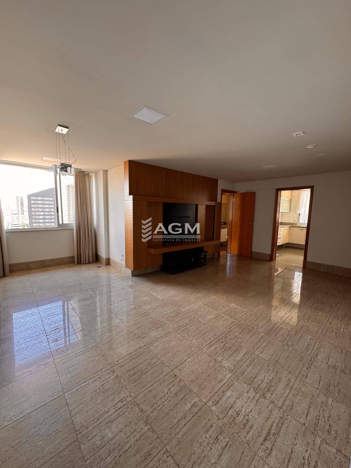 Apartamento de 03 Quartos à venda no Funcionários