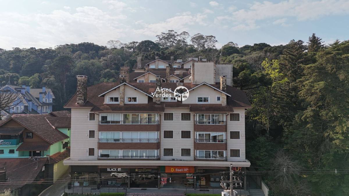 Vende-se Apartamento no Centro de Gramado, com 3 quartos