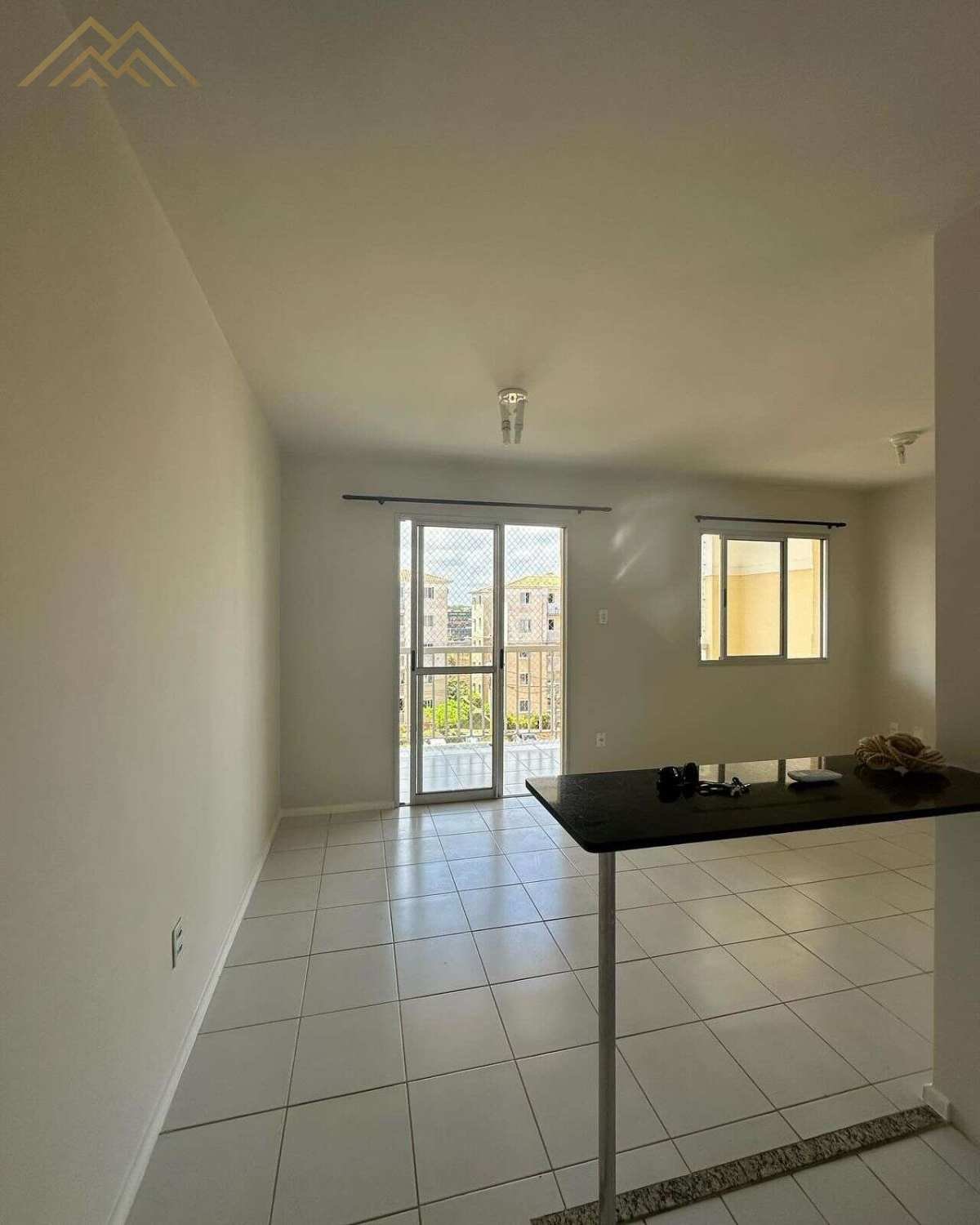 Apartamento à venda, Buraquinho, com 2 quartos, 57m² - Henrique Aquino  IMÓVEIS DE QUALIDADE LTDA CRECI PJ 2675