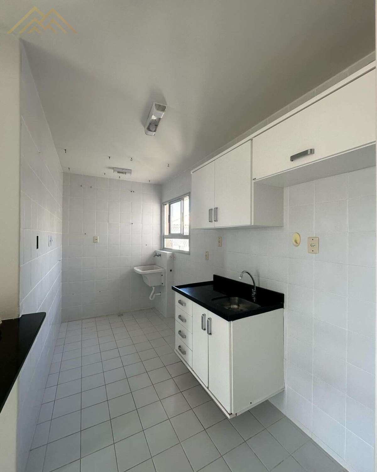 Apartamento à venda em Lauro de Freitas, Buraquinho, com 2 quartos, 57m² - Henrique Aquino  IMÓVEIS DE QUALIDADE LTDA CRECI PJ 2675