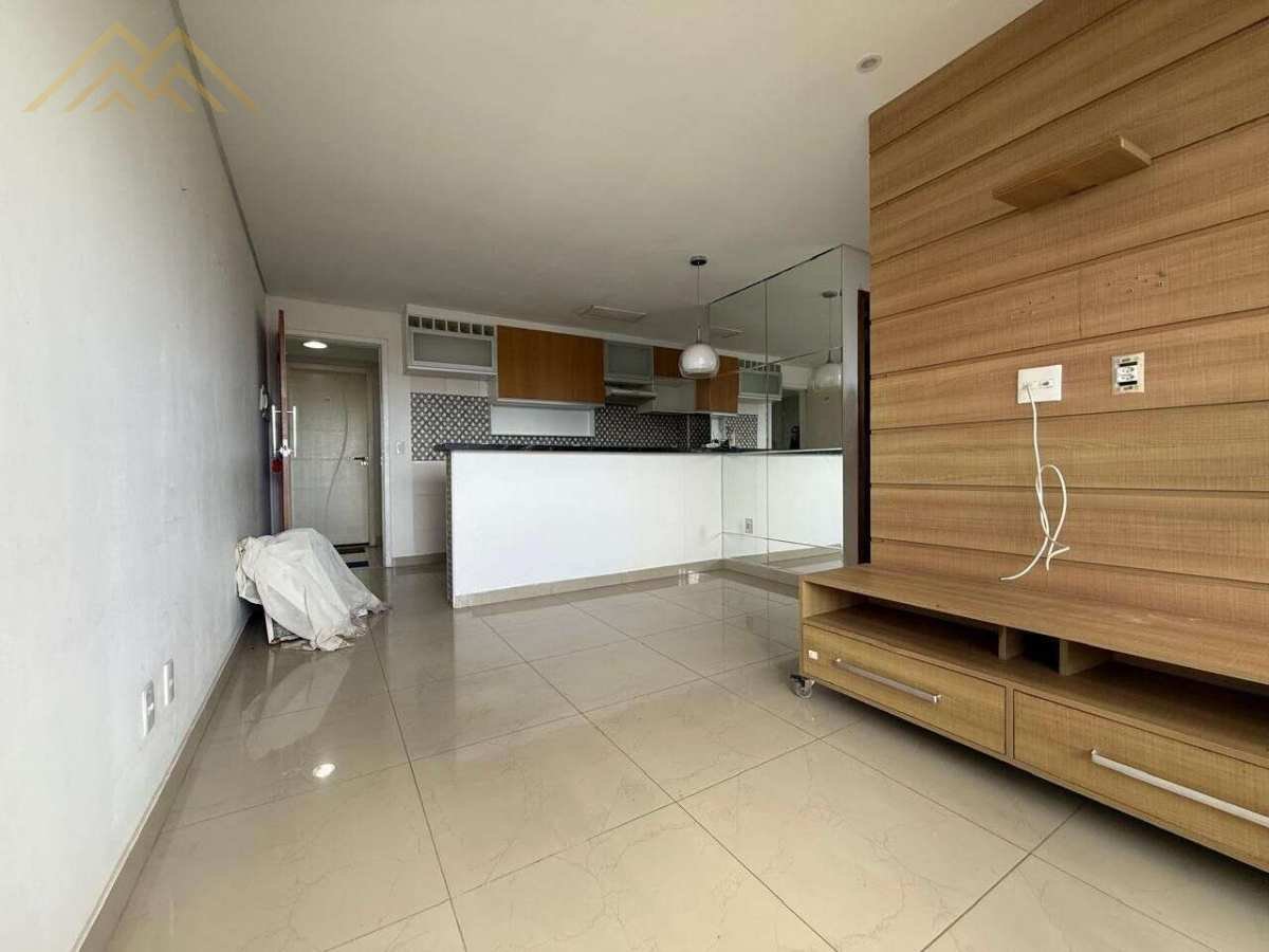 Apartamento à venda em Lauro de Freitas, Centro, com 2 quartos, 52m² - Henrique Aquino  IMÓVEIS DE QUALIDADE LTDA CRECI PJ 2675