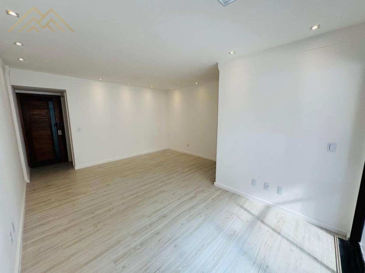 Apartamento à venda em Salvador, Candeal, com 3 quartos, 90m² - Henrique Aquino  IMÓVEIS DE QUALIDADE LTDA CRECI PJ 2675
