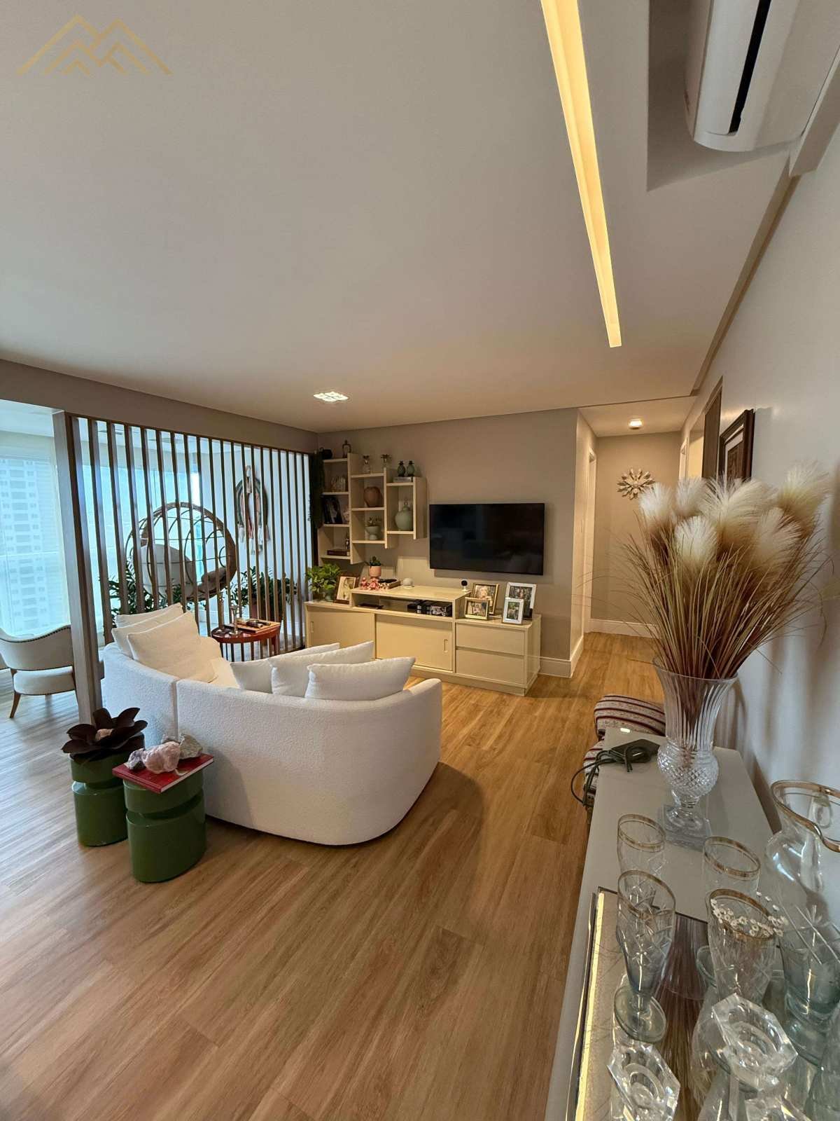 Apartamento à venda em Salvador, Patamares, com 2 quartos, 110m² - Henrique Aquino  IMÓVEIS DE QUALIDADE LTDA CRECI PJ 2675