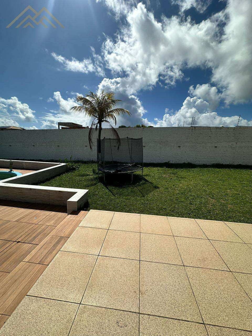 Casa à venda em Barra do Jacuípe, com 6 quartos, 400m² - Henrique Aquino  IMÓVEIS DE QUALIDADE LTDA CRECI PJ 2675