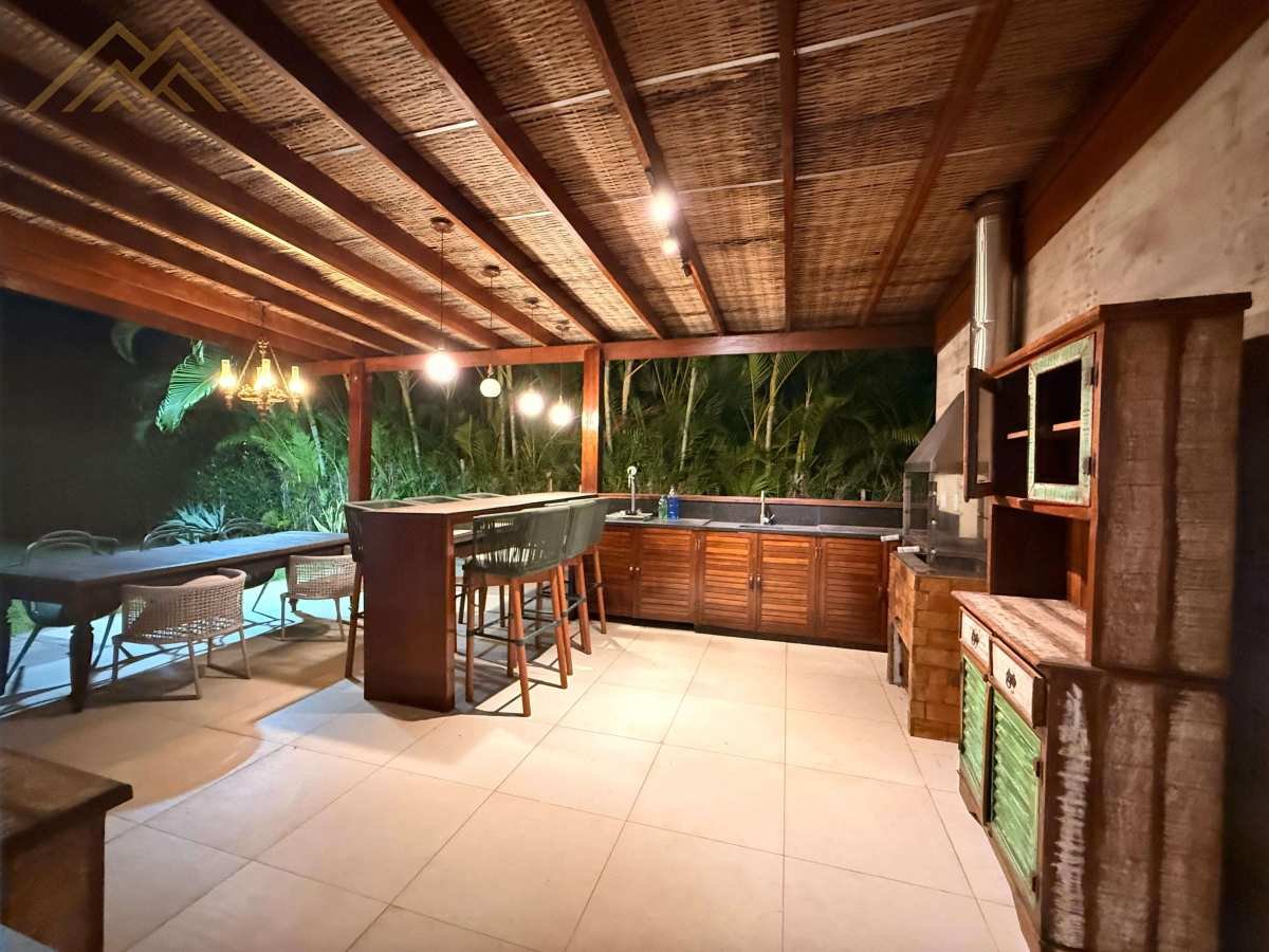 Casa à venda em Camaçari, Busca Vida (Abrantes), com 5 quartos, 460m² - Henrique Aquino  IMÓVEIS DE QUALIDADE LTDA CRECI PJ 2675