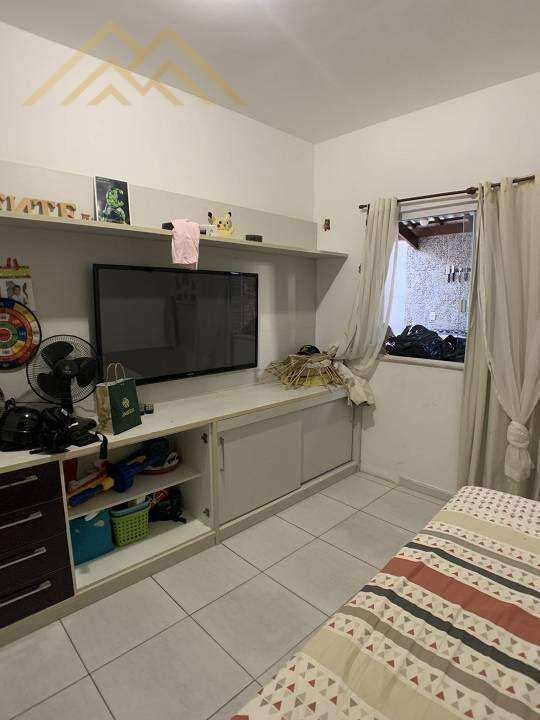 Casa à venda em Lauro de Freitas, Buraquinho, com 4 quartos, 170m² - Henrique Aquino  IMÓVEIS DE QUALIDADE LTDA CRECI PJ 2675