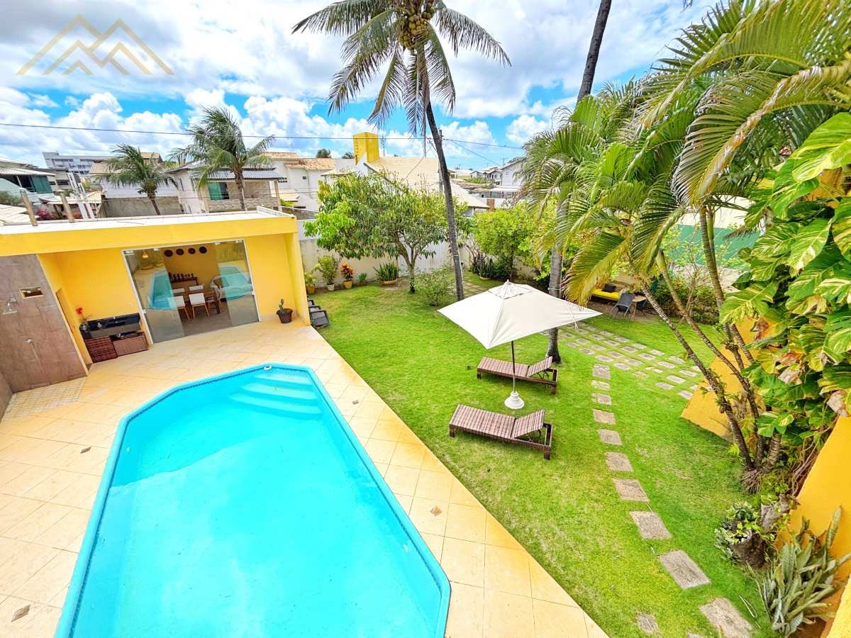 Casa à venda em Salvador, Praia do Flamengo, com 3 quartos, 230m² - Henrique Aquino  IMÓVEIS DE QUALIDADE LTDA CRECI PJ 2675