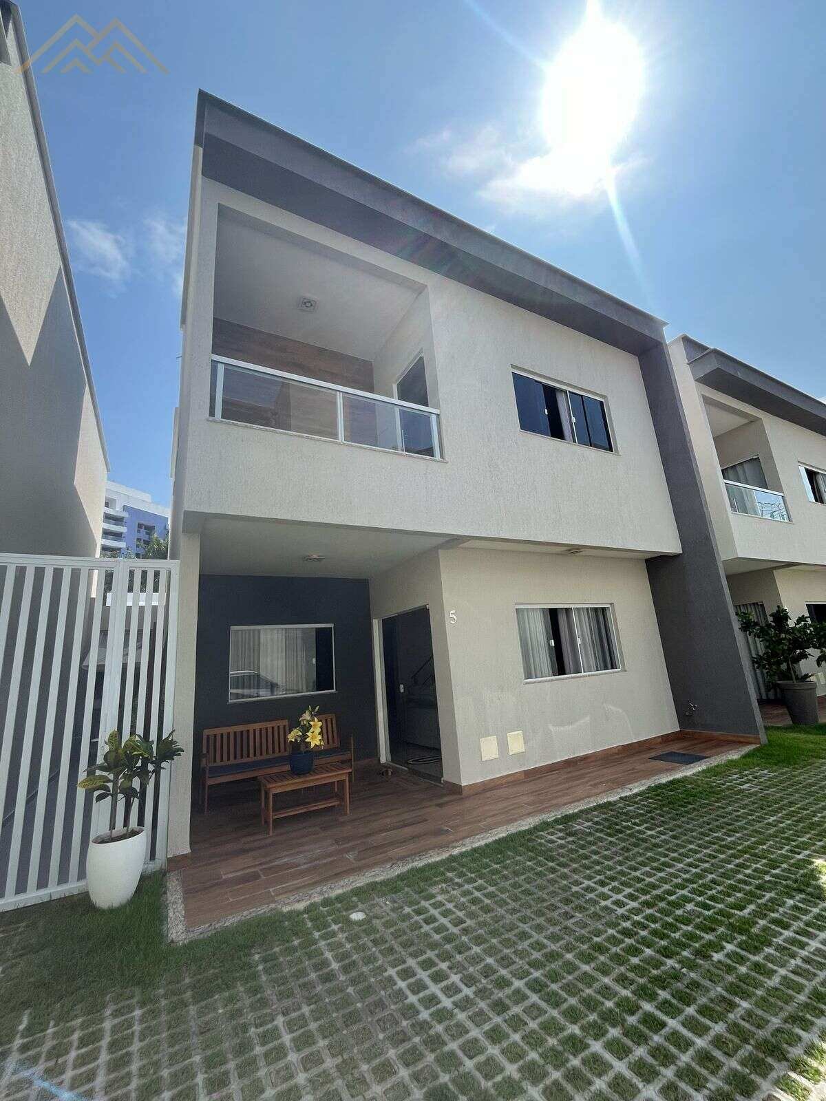 Casa de condomínio à venda em Lauro de Freitas, Buraquinho, com 4 quartos, 180m² - Henrique Aquino  IMÓVEIS DE QUALIDADE LTDA CRECI PJ 2675
