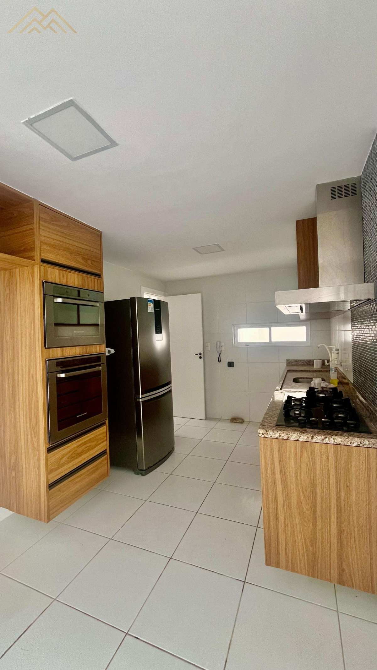 Casa de condomínio à venda em Camaçari, Boa União (Abrantes), com 3 quartos, 200m² - Henrique Aquino  IMÓVEIS DE QUALIDADE LTDA CRECI PJ 2675