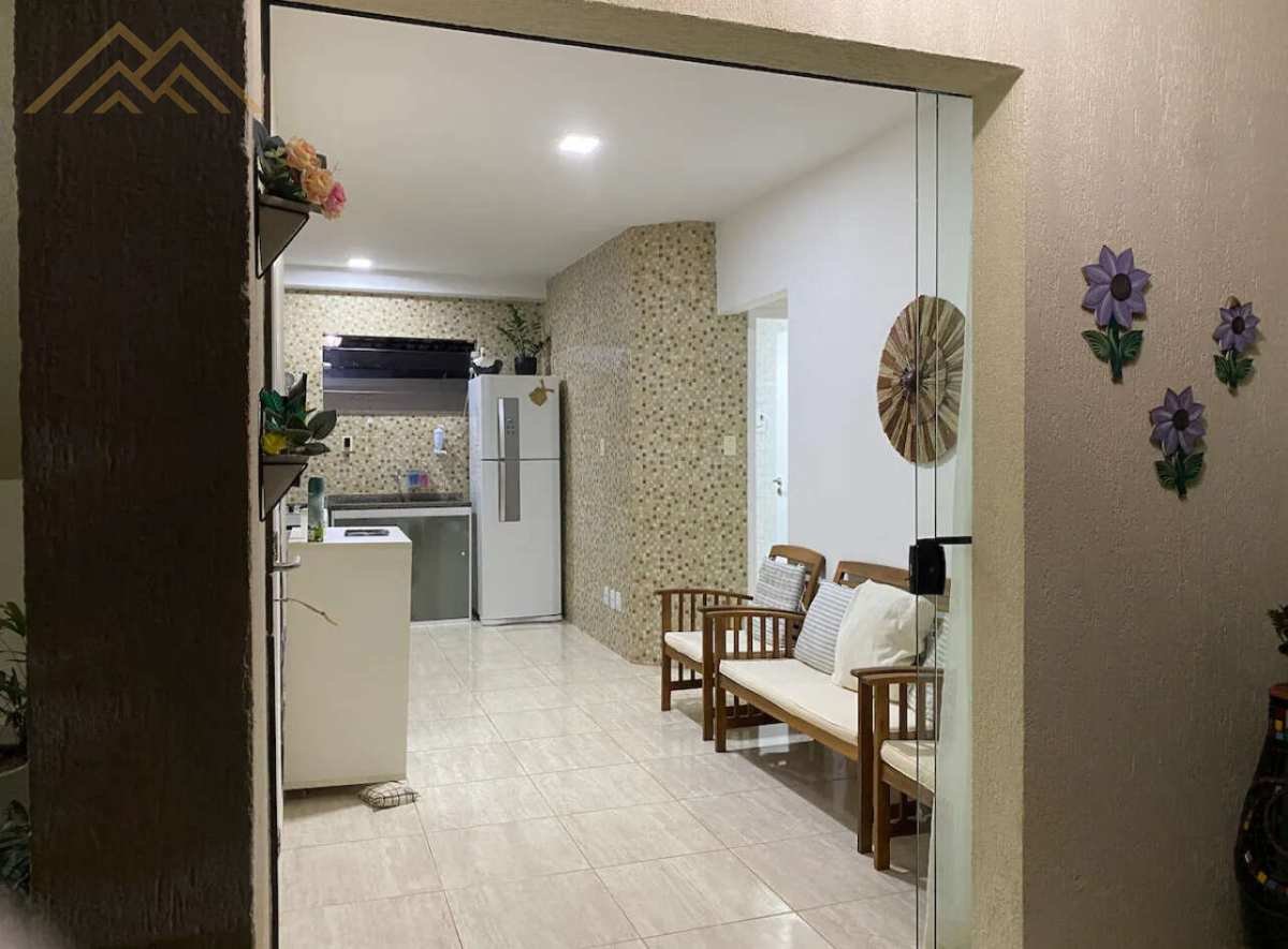 Casa de vila à venda em Camaçari, Itacimirim (Monte Gordo), com 2 quartos, 44m² - Henrique Aquino  IMÓVEIS DE QUALIDADE LTDA CRECI PJ 2675